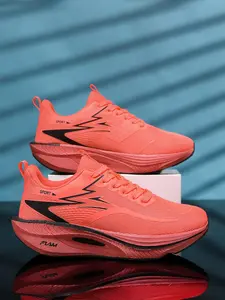 Unisex Fashion Shock-Absorbing Outdoor Sporty Athletic Running Shoes, Lightweight Breathable Anti-Slip Carbon Board Road Running Shoes Sports Sneakers, 6 Colors Available, Sizes 35-45