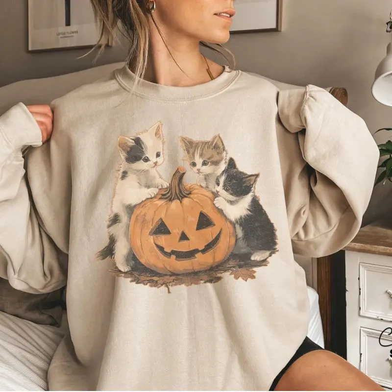 Gildan Vintage 90s Cat Halloween Sweatshirt, Retro Black Cat Crewneck, Spooky Season Pumpkin Pullover, Cute Cat Lover Fall Gift Gift for Women