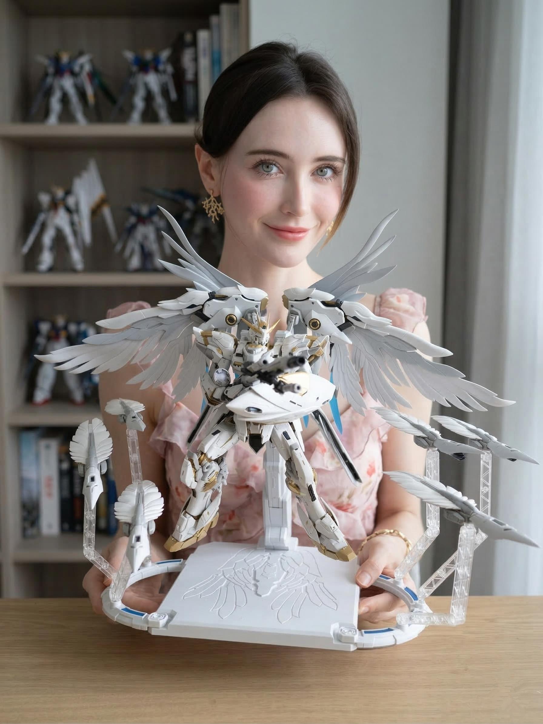 Funtasy Planet 1/100 Mecha Model Kit -Celestial Guardian Oberon, Articulated Action Figure Building Kit, 6 Funnels & Gold Pre-Painted Parts, Premium Gift for Adults & Teens