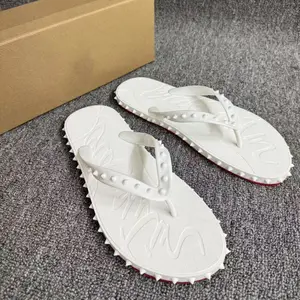 Unisex Red Bottom Rivet Flip Flops, Casual Lightweight Summer British Fashion Beach Flat Sandals, Sports Footwear, Flipflop White