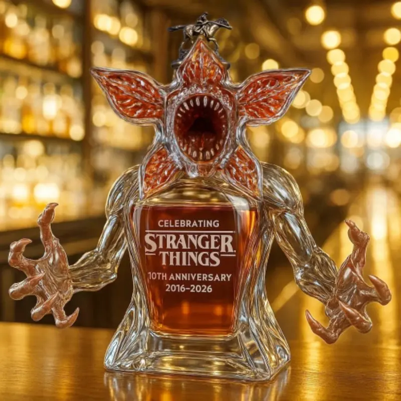 Unique Man-Eating Flower Whiskey Decanter, Sealed Glass Bottle for Wine & Spirits, Elegant Drinkware Accessory, Home Bar Accessories, Cocktail Accessories