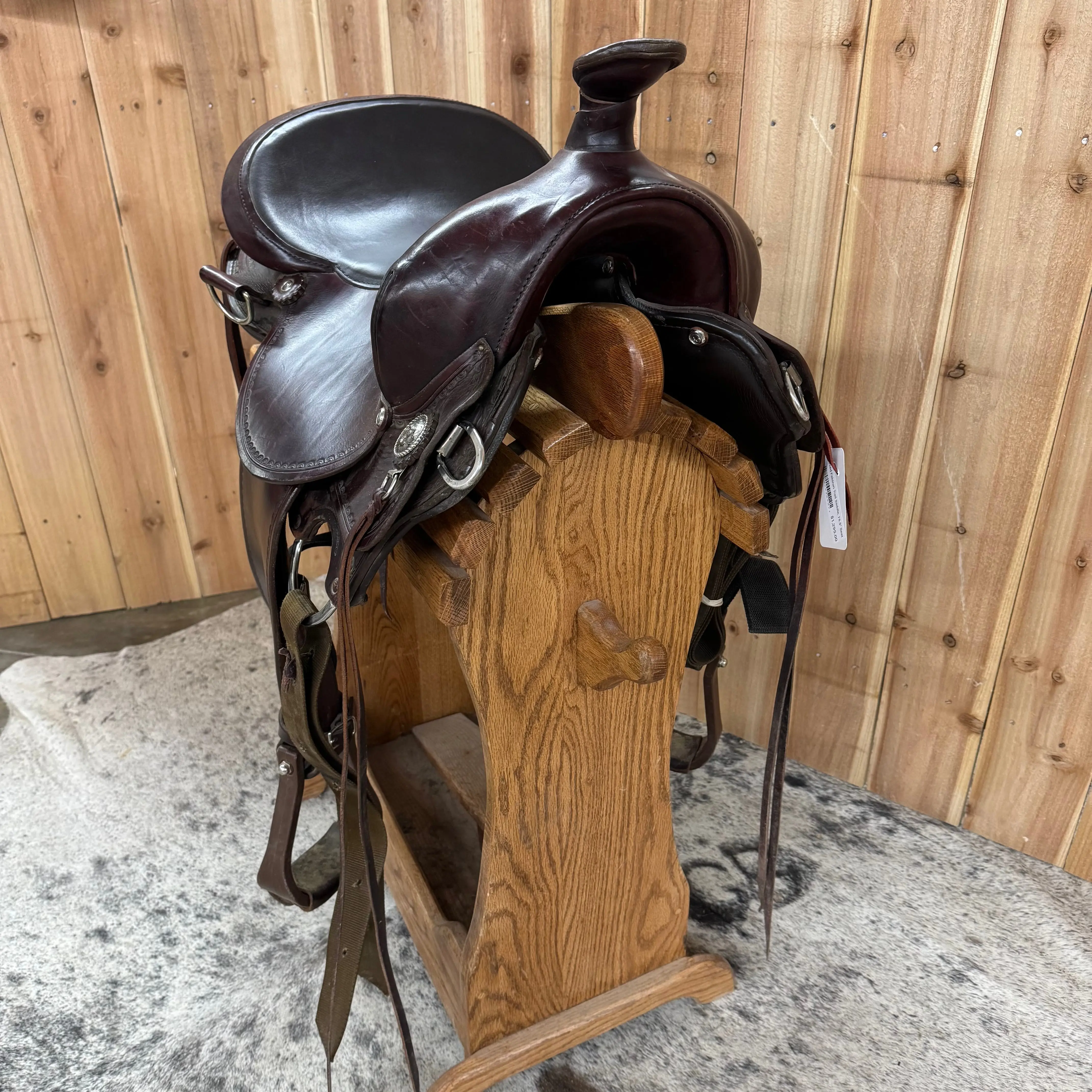 Used Fabtron Trail Saddle, 15.5" Seat