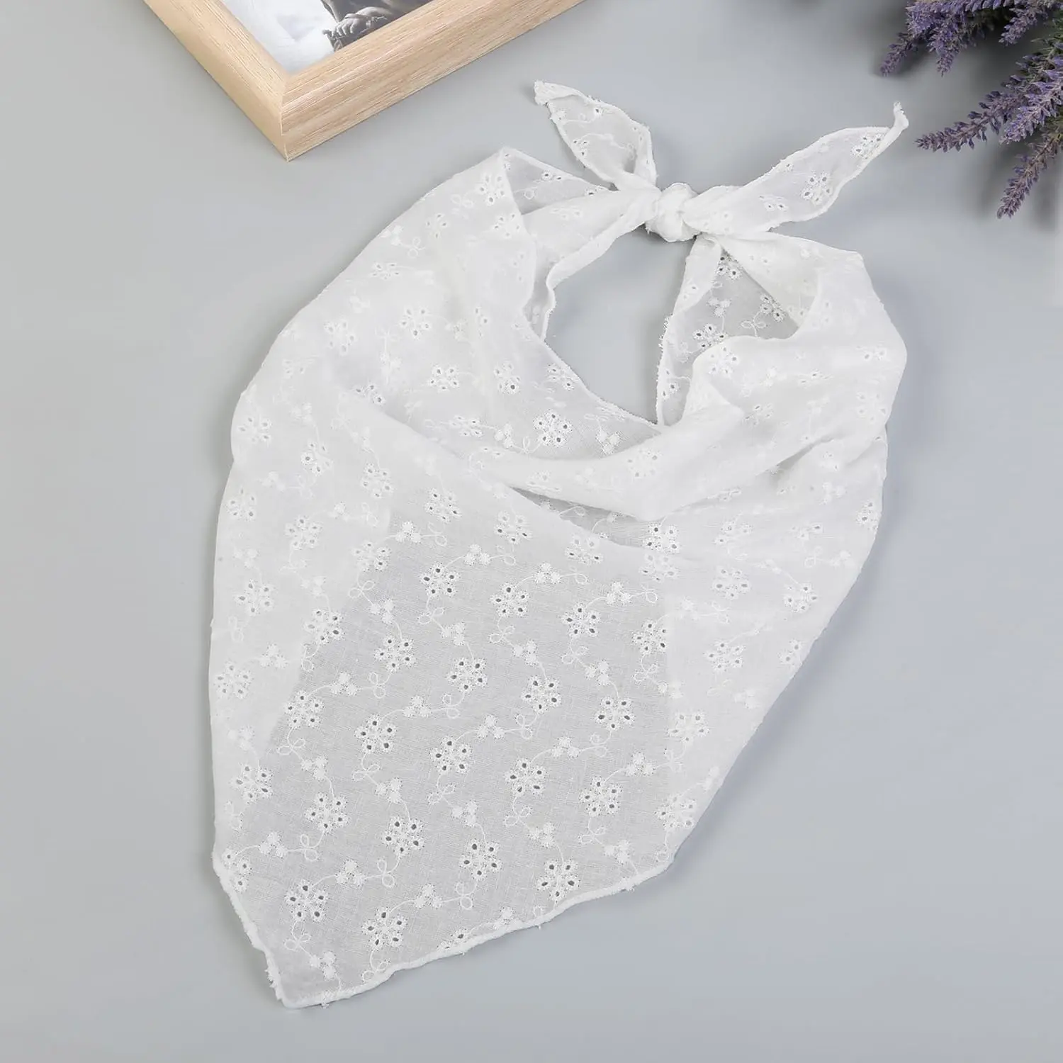 Hair Bandanas for Women Trendy Bandana Head Kerchief for Women’s Hair Cute Hair Scarf Headband White Adjustable Bandana