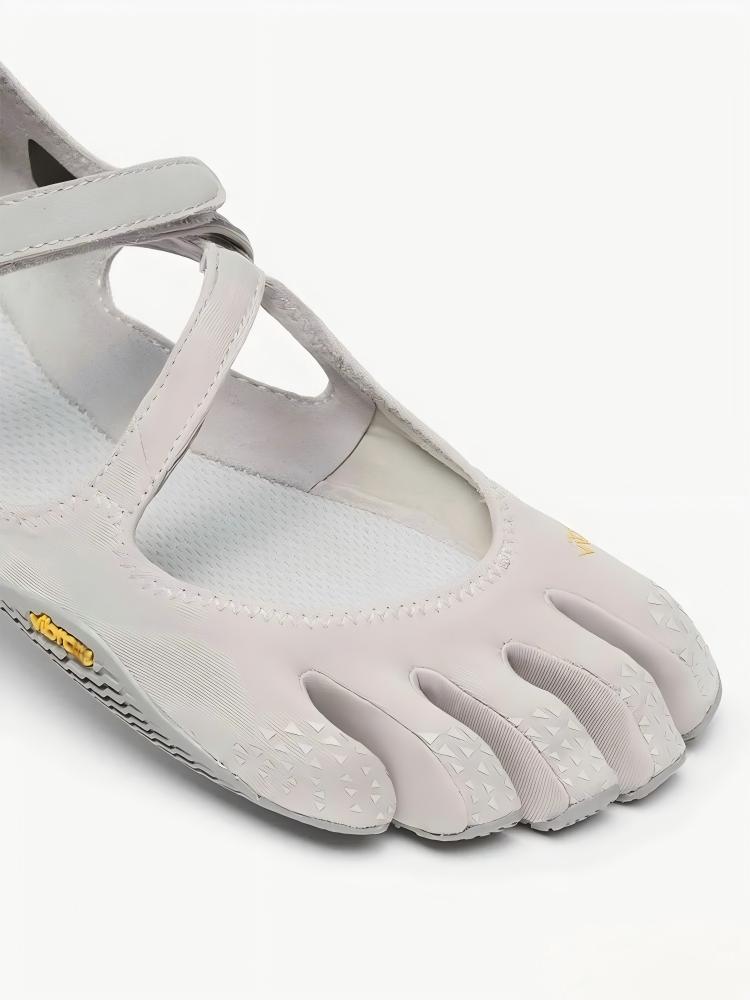 Women’s Five Fingere Shoes Yoga & Pilates Shoes – Breathable Mesh Barefoot Sneakers for Running, Dance & Fitness | Non-Slip, Lightweight, Comfortable