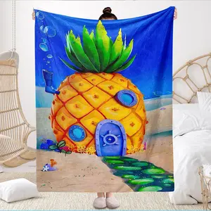 Pineapple House Pattern Flannel Blanket, Soft Comfortable Throw for Home Decor, All Season Use, Ideal Gift for Holidays Birthdays