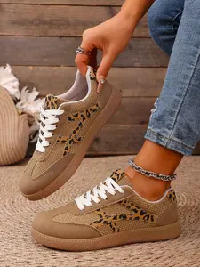 Women's Beige & Leopard Print Two-Tone Woven Suede Retro Sneakers Low-Top Lace-Up Design Gum Sole Casual Trainers Daily Fashion Footwear Outdoor Walking Lifestyle Shoes Christmas heartwarming gift