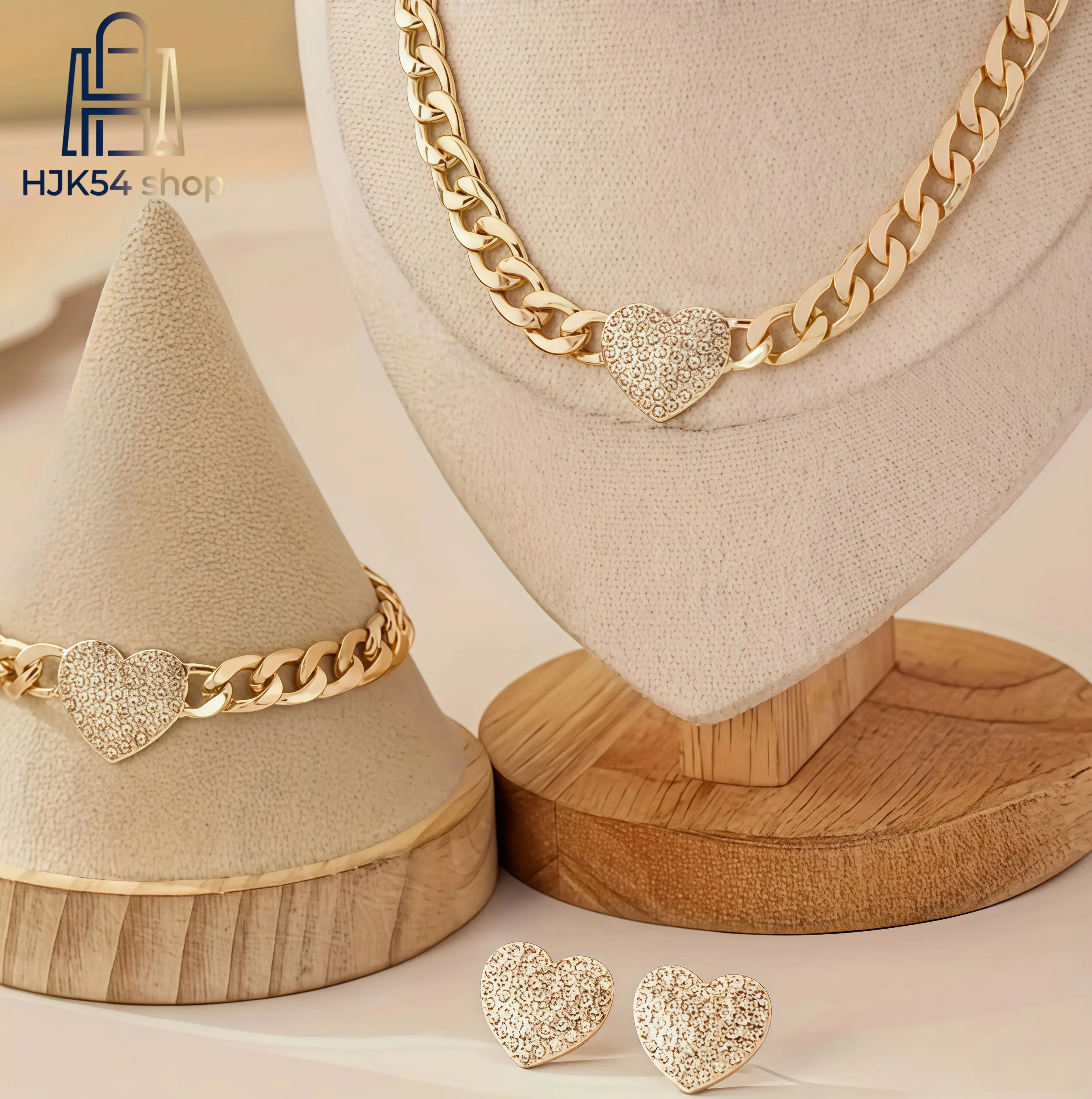 Women's Crystal Heart Chunky Gold Chain Jewelry Set (1 Set) - 3pcs Tarnish Proof Choker, Bracelet, Heart Shaped Earrings, Waterproof, Gold Aesthetic, Arm Candy Accessories, Ideal for Fashion-Forward Females, Gifts, Non Tarnish Jewelry, Tarnish Proof Jewel