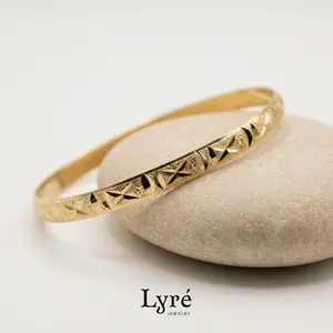 Nadia Moroccan Star Cut Gold Bangle | BNG006