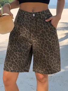 Women's Leopard Print Denim Mid-Thigh Shorts, Casual Daily Wear, Comfortable and Stylish, Perfect for Everyday Use，T-Chic, Viral Denim