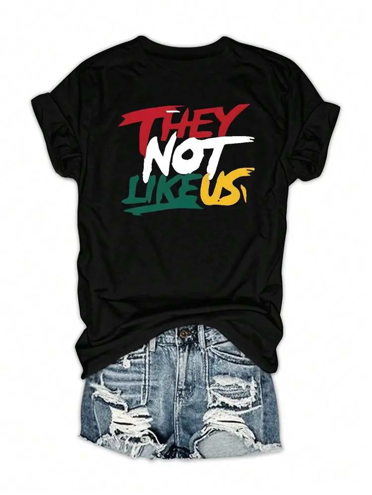 1PC,Plus Size Women's Pure Cotton Graphic T-Shirt "They Not Like Us" Rasta Color Print Short Sleeve Casual Top For Everyday Wear Women's Casual And Stylish Short-Sleeved Printed Shirt/T-Shirt