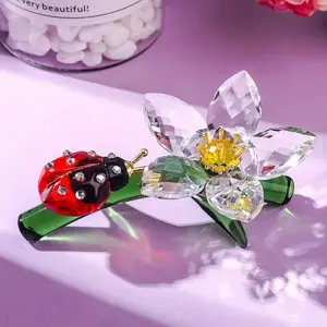 Sun Catcher Artificial Crystal Light, Artificial Crystal Decorated, Luxury Spotted Ladybug & Crystal Flower, Handmade Glass Sculpture, Home Table Decor, Collectible