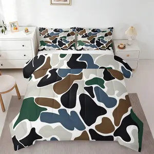 Vintage Duck Camouflage Quilted Comforter Set, Includes Quilt Core and 1/2 Pillowcases, Trendy Multicolor Camo Bedding, All Seasons Bedroom Dorm Duvet