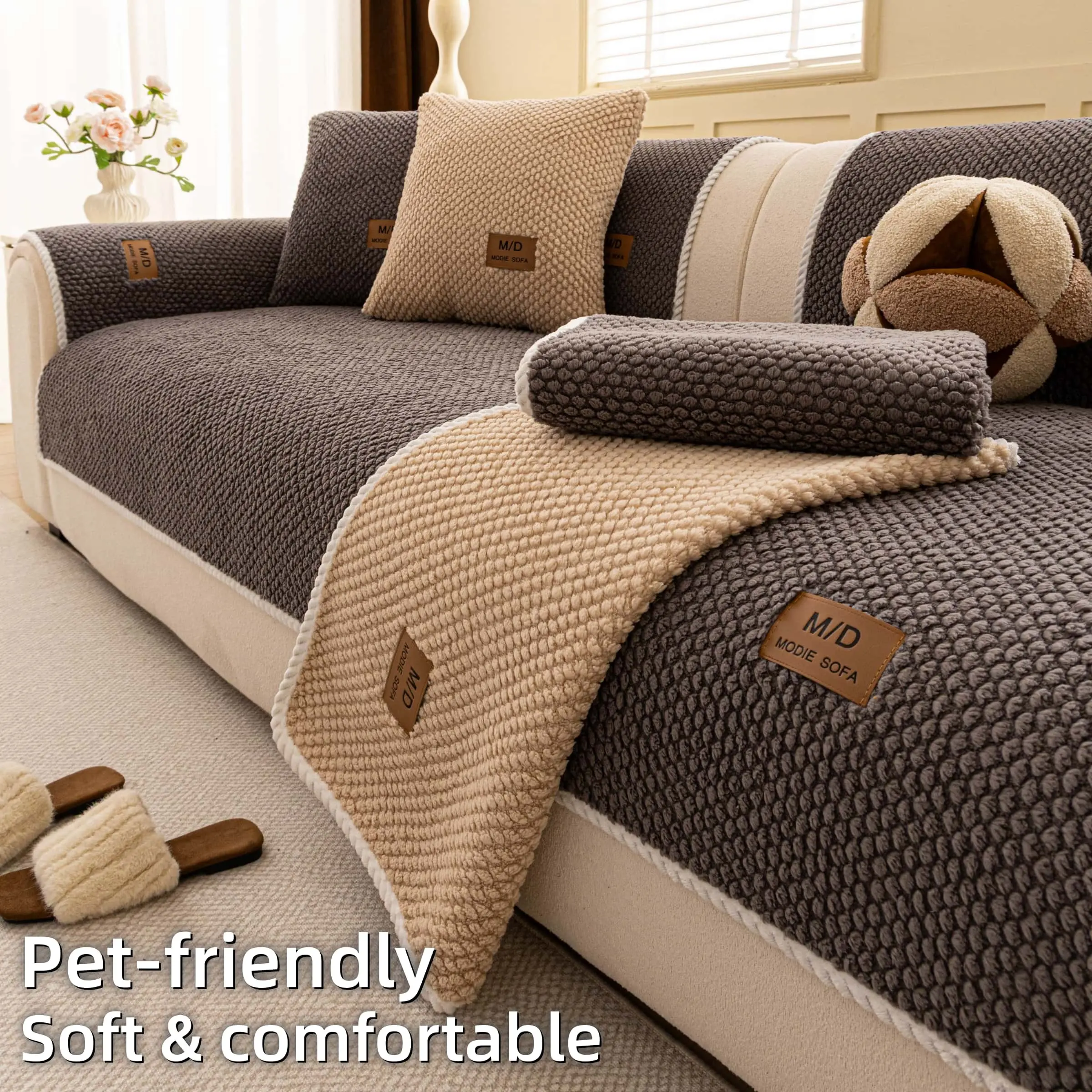 1PC Pet-Friendly Coch Cover for Dogs & Cats, Thick Cozy Sofa Cover, Non Slip Furniture Seat Cover Pad, Washable Living Room Sofa Towel, Soft Comfortable Couch Cover for 1/2/3/4 Seater Sofa, Washable Sofa Slipcover, Couch Covers for Sofa
