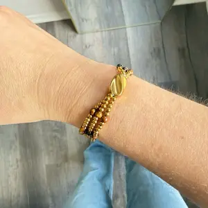 elastic bracelet