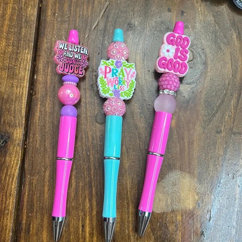 Non rhinestone pen
