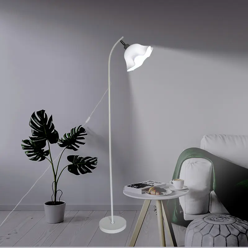 Petal Floor Lamp Cream Style Creative Simple Living Room Sofa Bedroom Bedside Lamp Nordic Standing Table Lamp Ambient Light color elegant lighting