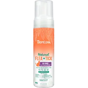 TropiClean Natural Flea + Tick Waterless Shampoo for Cats
