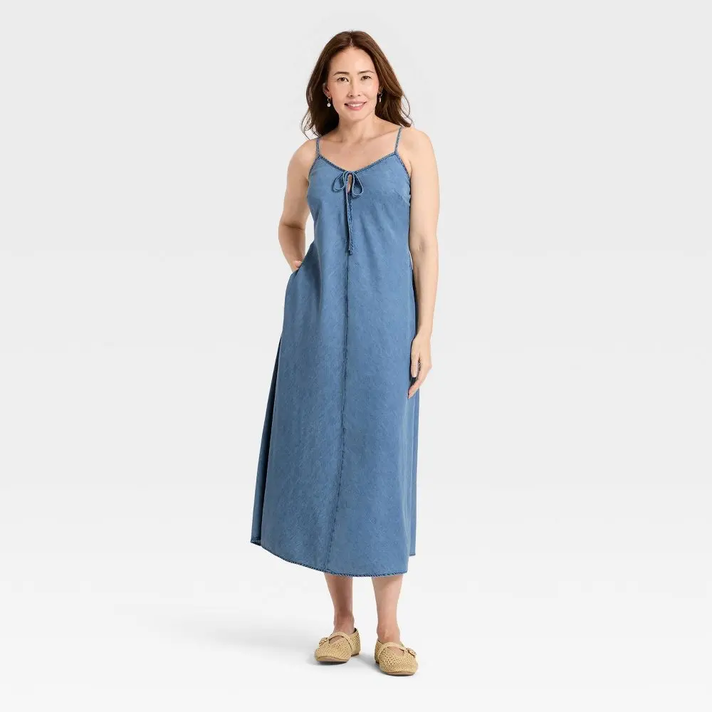Women's Chambray Maxi Sundress - Universal