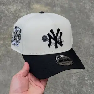 New Era New York Yankees 9FORTY Adjustable Cap featuring high-quality embroidery, washed cotton fabric, breathable and comfortable fit, classic sport streetwear look for men and women, everyday fashion essential, gorras para hombres