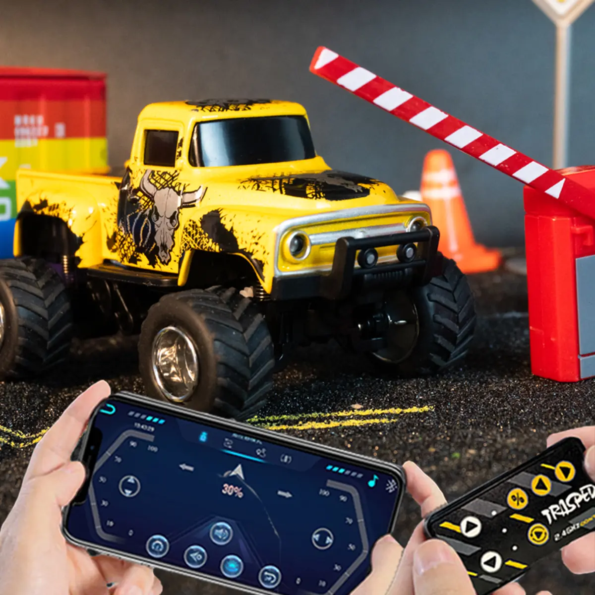 1:64 Scale Remote Control Bigfoot Truck, Dual 2.4GHz and APP Control, Adjustable Speed and Steering - Perfect for Children and Adults as Gifts