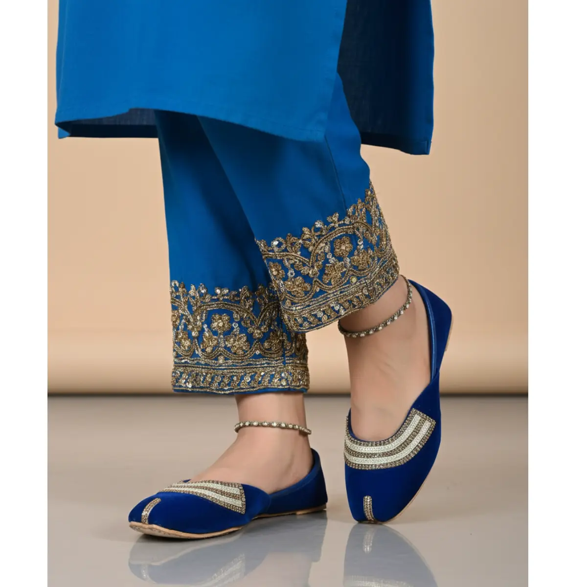 Women's Velvet Stone Work Khussa Flats - Colorblock Round Toe, Pull-On Ankle Walking Shoes, Casual Summer Chic Non-Wedge Slip-On Footwear