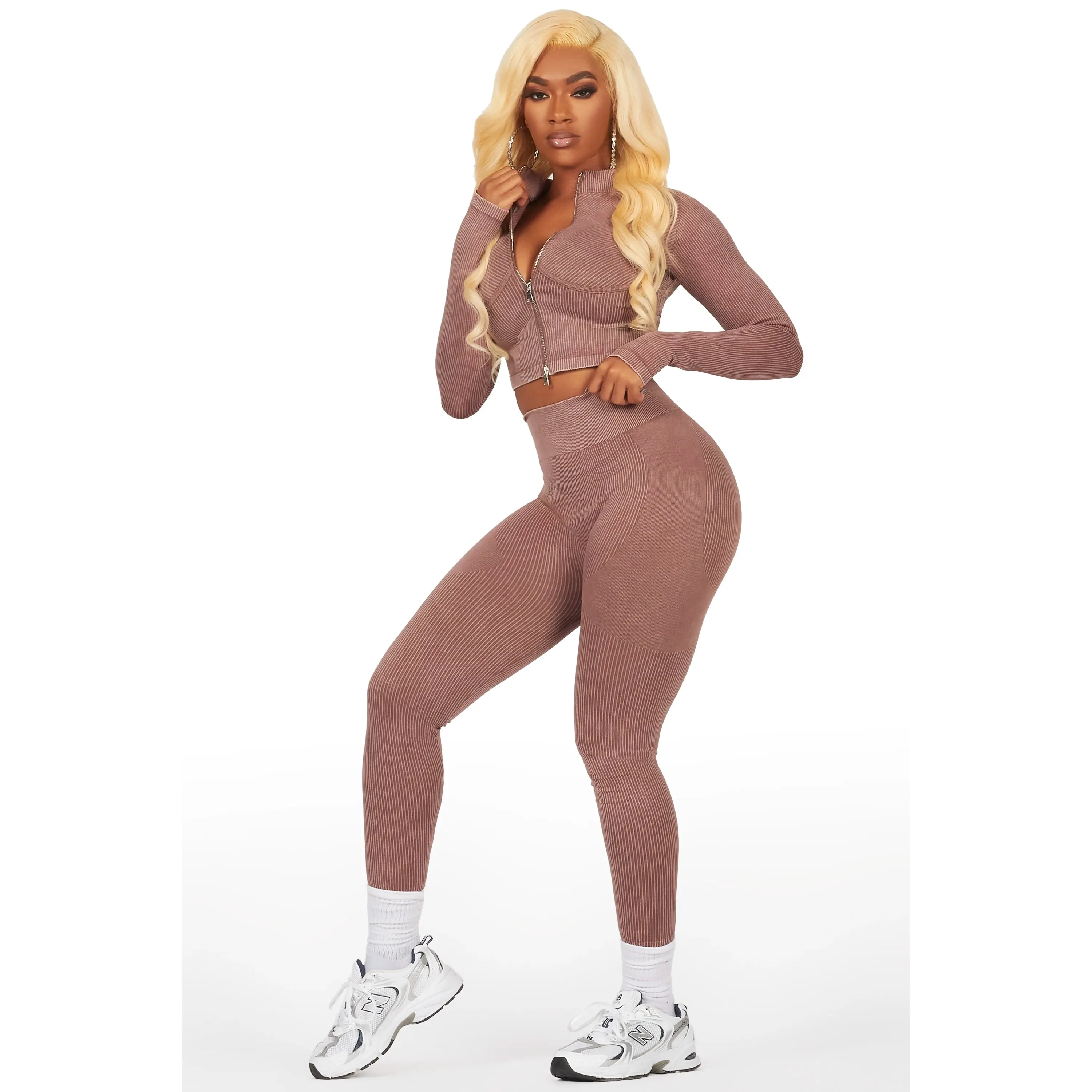 Chrystal Brown Active Set