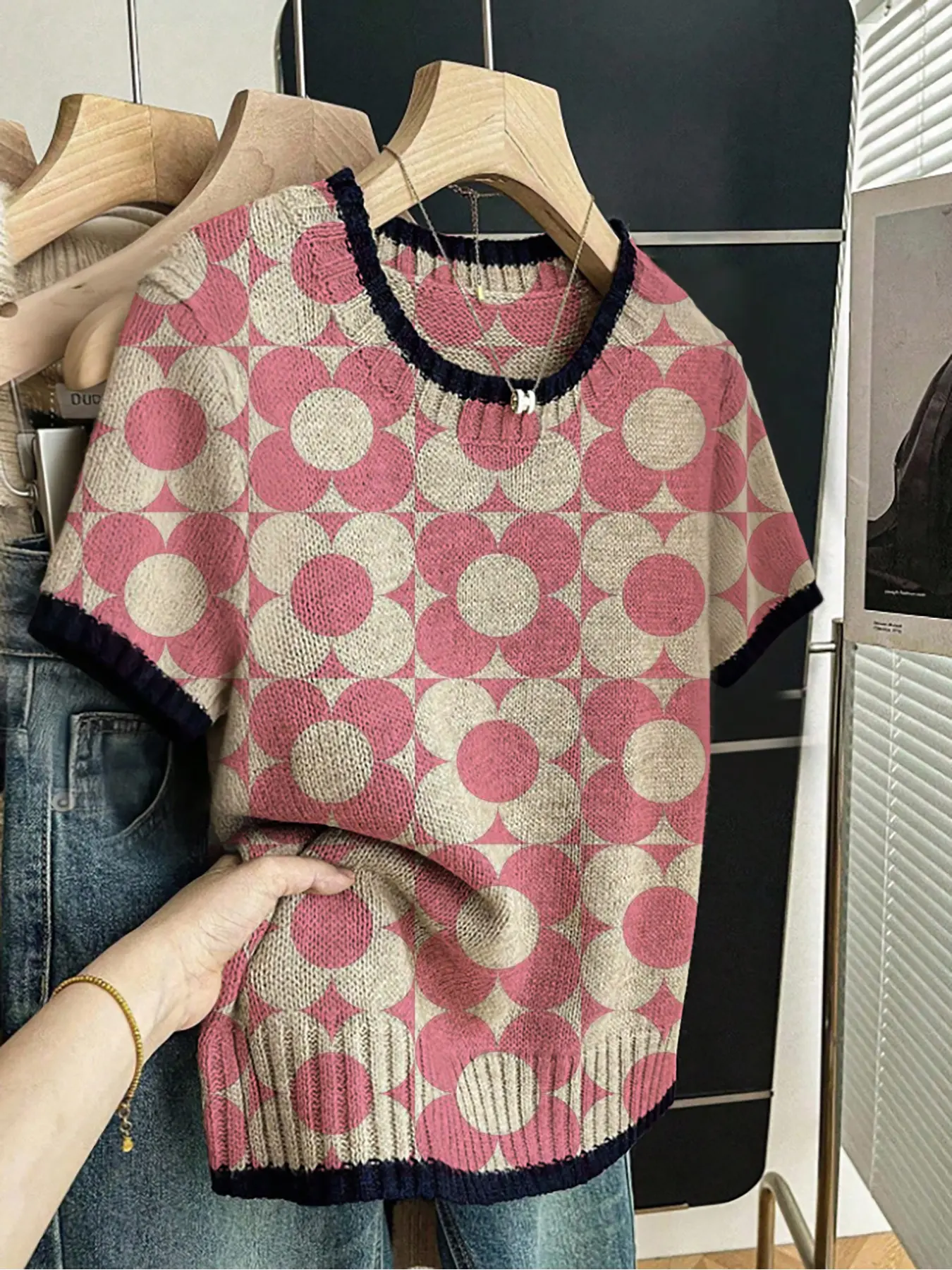 Geometric Floral Colorblock Print Elegant Round Neck Sweater, Casual Short Sleeve Fitted Knitwear for Spring Summer Fall, Comfortable Warm Women's Clothing Casual Knit Top Knit Sweaters