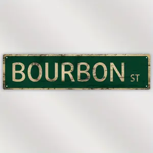 2D Flat, Vintage Bourbon Street Sign Plaque - Retro Bar Decor with Green Background & Golden Letters - Heavy-Duty Metal Construction - Pre-Drilled Holes & Rolled Edges for Easy Hanging - Indoor/Outdoor Decoration for Home, Pub, Cafe, for Man Cave - B