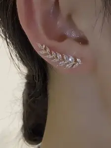 Elegant Zirconia Wheat Ear Cuff Earrings, Unique Design Super Sparkling Leaf Studs, Versatile Fashion Jewelry for Women