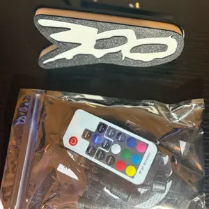 Dodge Chrystler 300 SRT Glow Badge