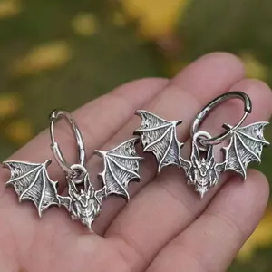 1 Pair of Vintage Bat Wings Design Dangle Earrings, Punk Rock Style, Women's Fashion Earrings, Suitable for Halloween or Gothic Party, Halloween Jewelry