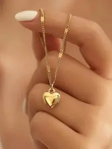 Shimmering Heart Pendant Necklace, Unique Women's Daily Jewelry, Stylish Accessory for Everyday Wear, Perfect Gift Idea