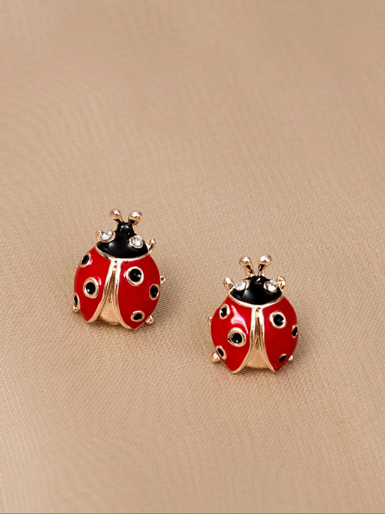 Vintage Fashion Cute Seven-Pointed Ladybug Earrings, Creative Cartoon Design Oil-Drop Insect Studs for Women, Daily Wear Accessories, Fashionable Earrings, Stud Earring Jewelry
