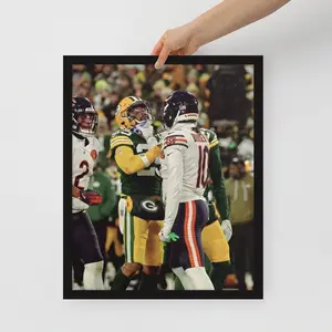 [ FAST SALE UP TO 45% ] Luther Burden Chicago Football Poster, Bears Vs Green Bay Packers Rivalry Wall Art, Explosive WR Playmaker Print, Soldier Field Decor, Unframed Print Only