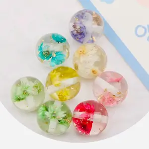 Elegant Floating Dried Flower with Gold Flake 20mm Bead Elegant Floating Dried Flower with Gold Flake 20mm Bead