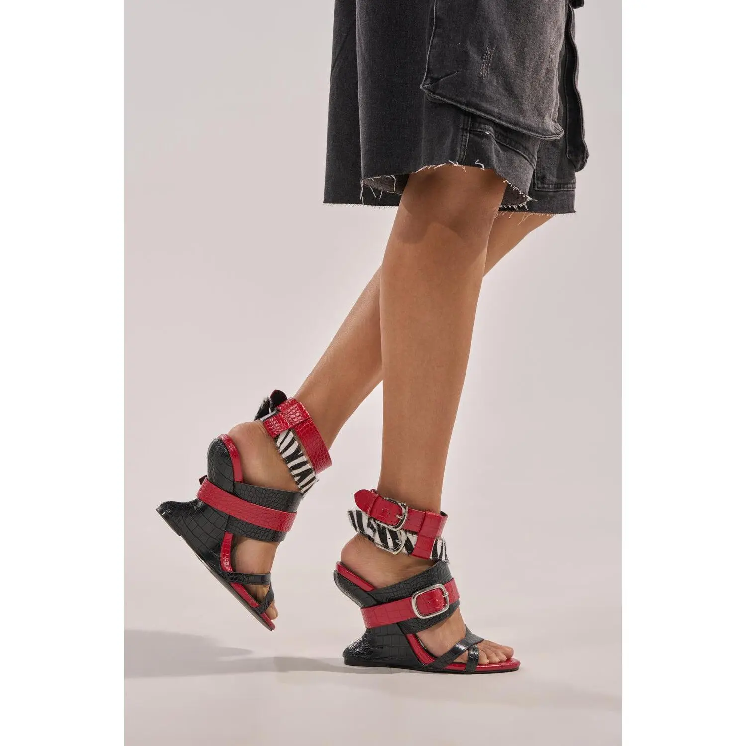 AZALEA WANG ISKRA RED MULTI STRAP NOVELTY WEDGE SANDAL