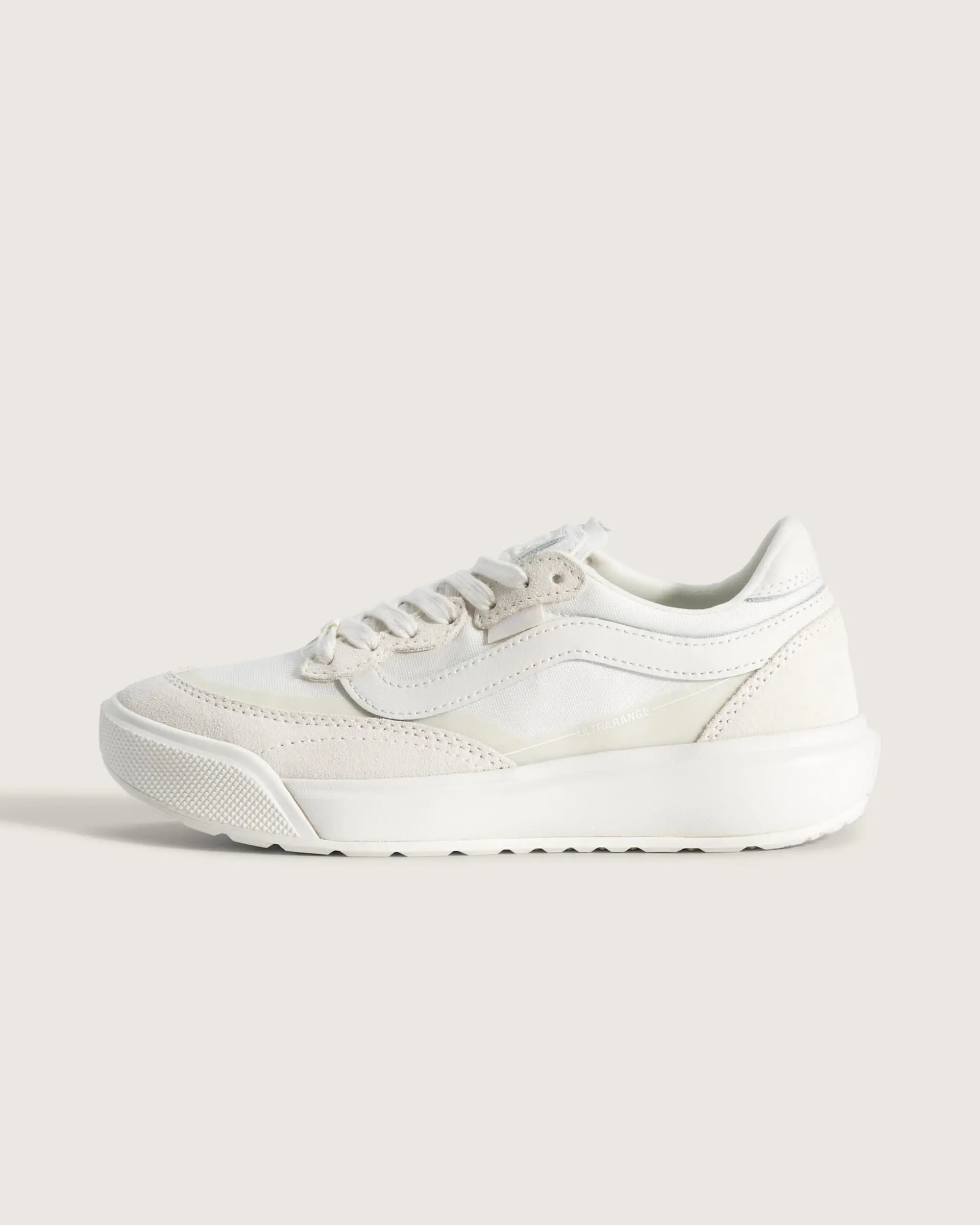 Vans Unisex UltraRange 2.0 Low Top Shoe Vans Unisex UltraRange 2.0 Low Top Shoe
