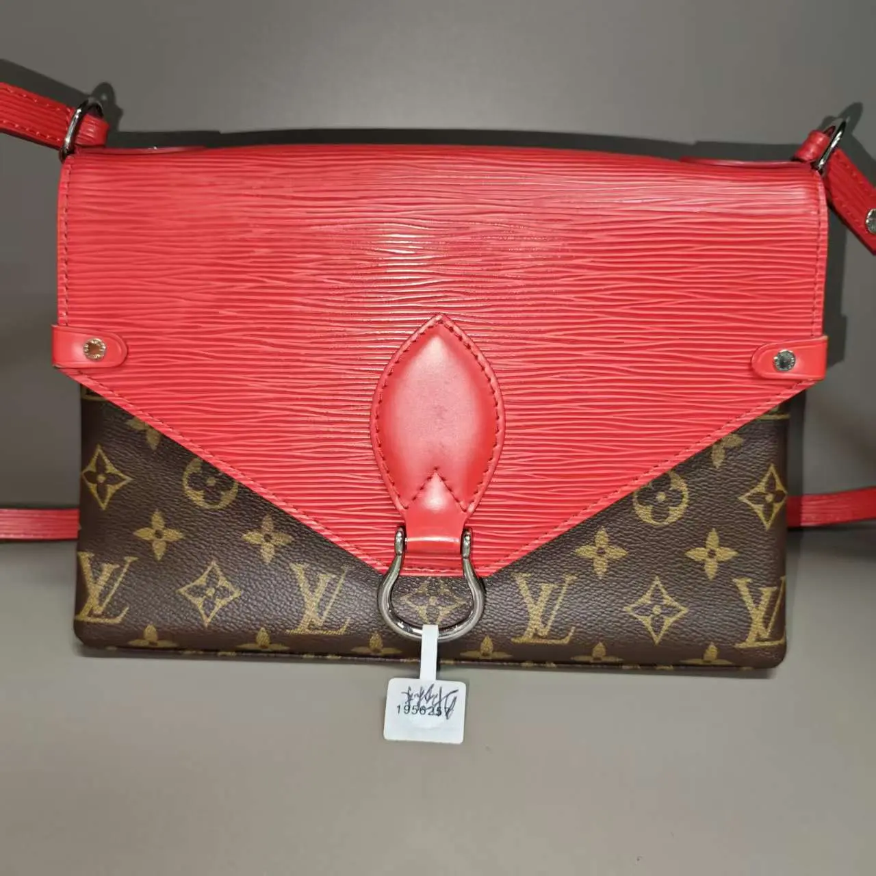Pre-owned Louis Vuitton Preloved LV bag