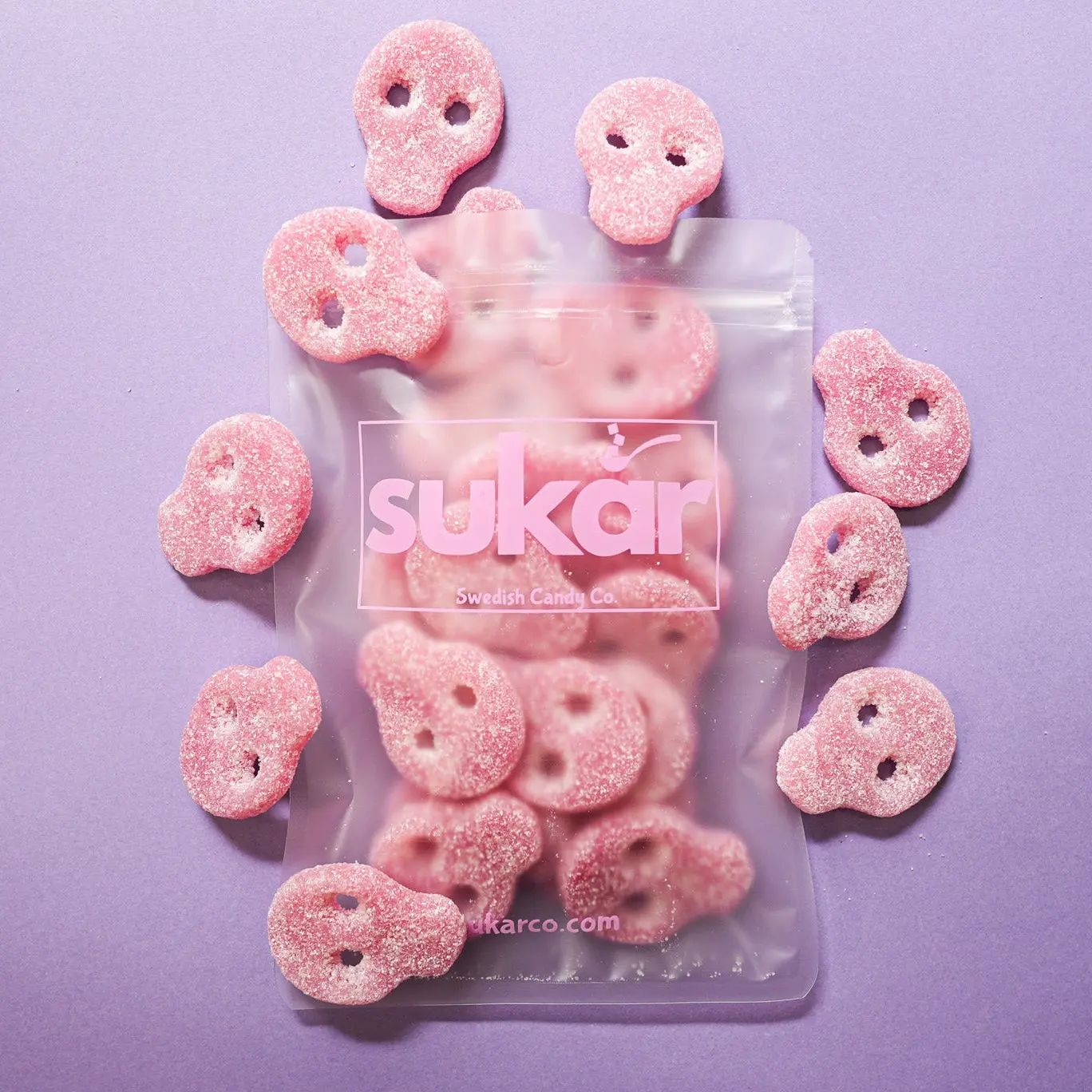 Sukar Sour Pink Skulls Gummy Candy | Strawberry Flavored Sweet & Sour Chewy Candy - Gelatin-Free, Gluten-Free & Vegan Candy Snack - For Everyday Treats, Snacking & Gift for Candy Lovers Bonbon
