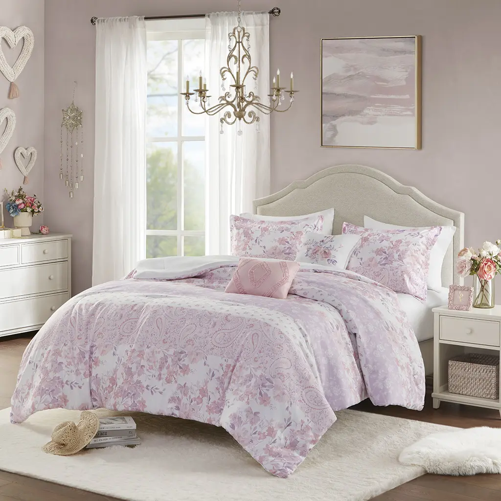 Intelligent Design Oliena Soft Bedding Set - Blush Pink Floral, Multi-Pattern Comforter for Bedroom Linens Collections, Bedding Sets