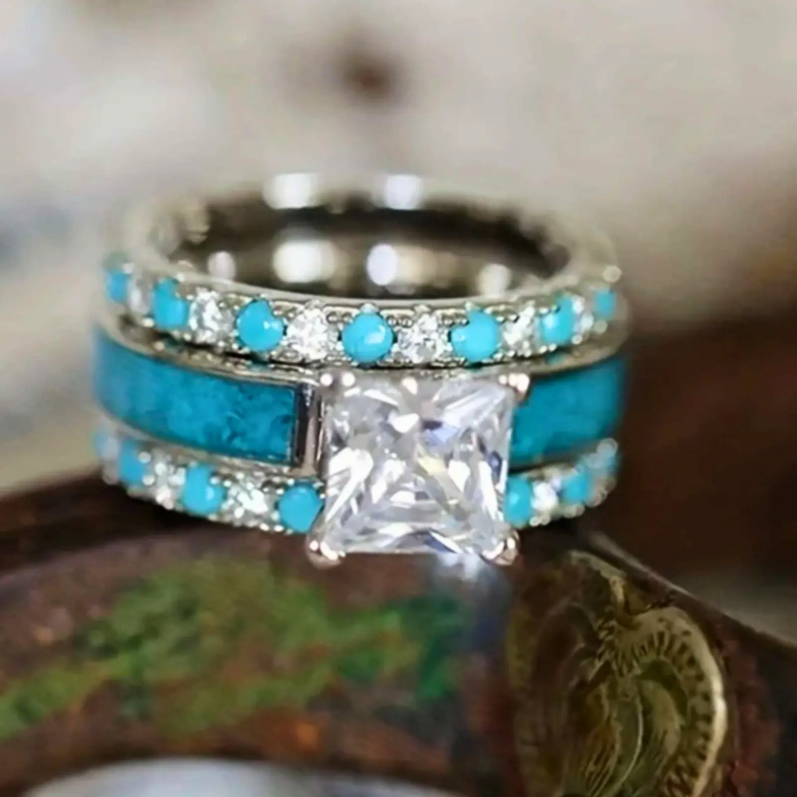 Set of 3 impressive style engagement and wedding rings with turquoise stone for women, suitable for holiday gifts, couple jewelry accessories