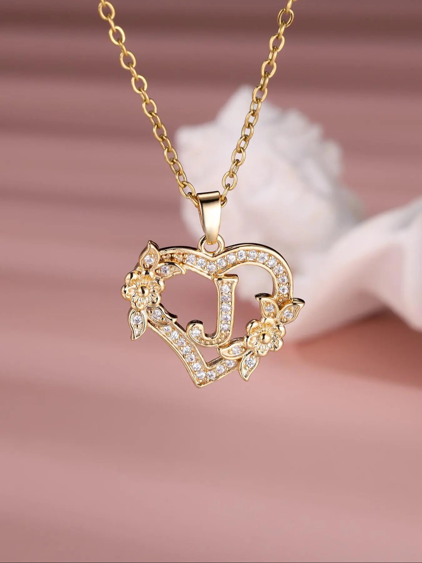 New Heart-Shaped Letter Detail Pendant Necklace, Love Necklace Gift for Women, Rhinestone & Flower Decor Stainless Steel Matching Jewelry, Costume Jewelry Necklace, Girls' Clothes Accessory for Daily Wear, Fashion Jewelry Accessories