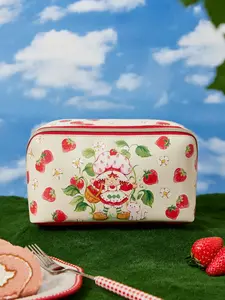 Strawberry shortcake Cute Cartoon Strawberry Print Zipper Cosmetic Bag – Large Capacity Organizer