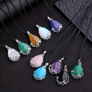 5pcs Natural Stone Pendant Plum Blossom Necklace Set, Assorted Colors Plum Blossom Stone Pendant with Black Rope for DIY Jewelry Craft Making, Daily Wear & Mother's Day Gift Giving