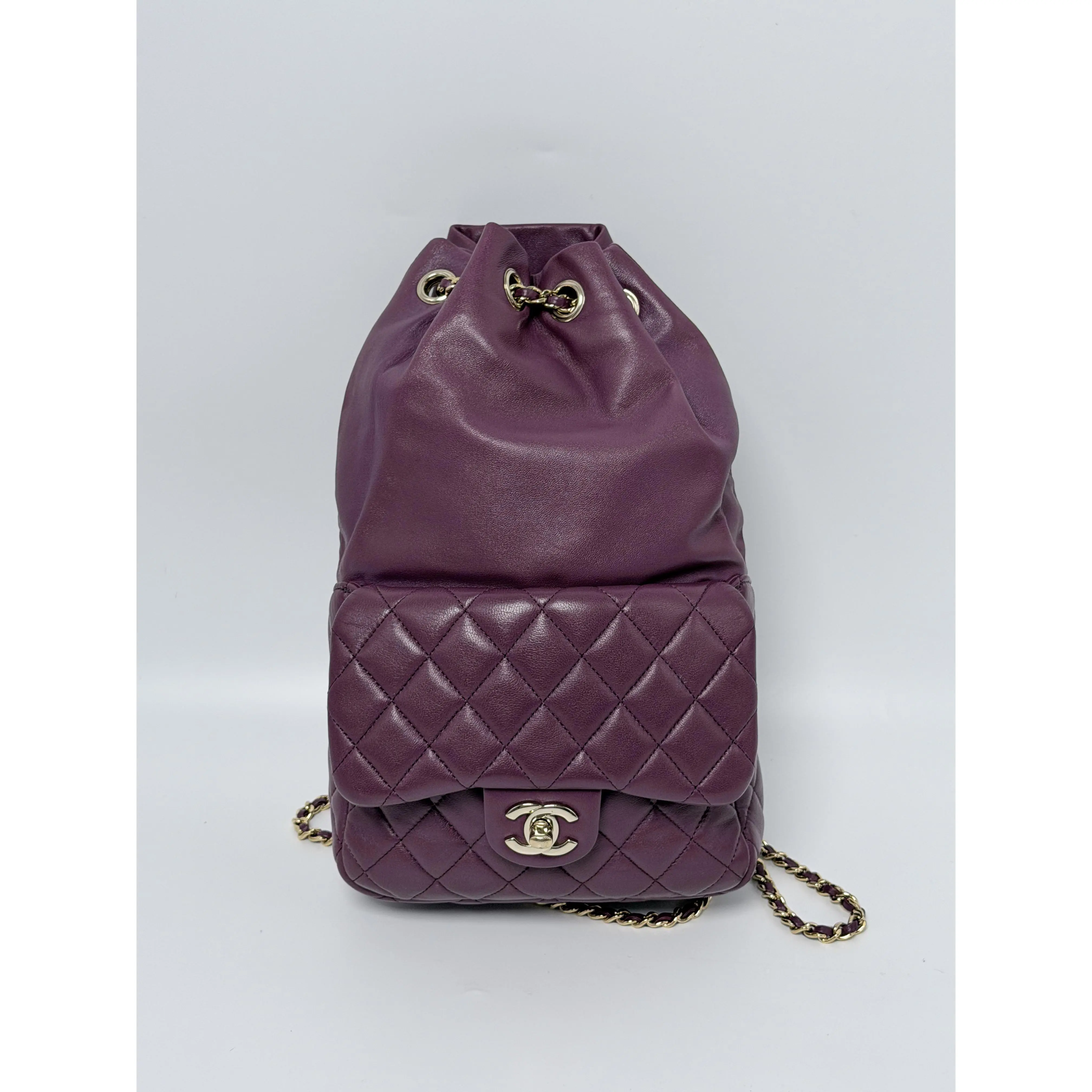 Pre-owned CHANEL Leather Backpacks Drawstring Backpack Purple Quilted Lambskin CC Turnlock Chain Bag P033CC