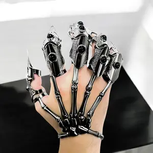 Skeleton Bone Hand Bracelet with Removable Claw Rings –Adjustable Bracelet Punk Gothic Armor-Inspired Accessory for Men & Women, Ideal for Alt Fashion, Halloween, Cosplay, Witchy Jewelry & Daily Wear