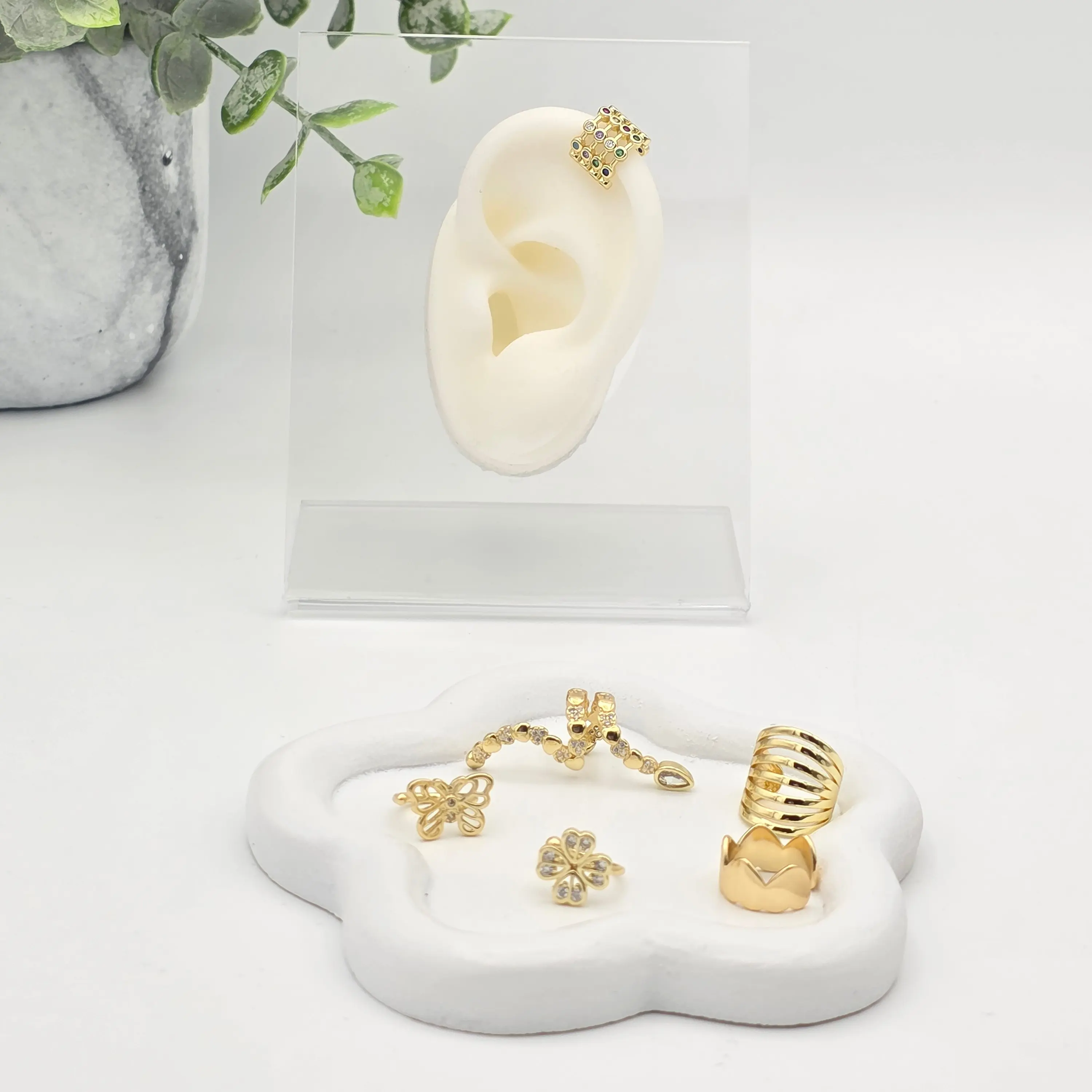 Yordy 14k Gold Plated Earrings Jewelry, High-Quality Fashion Costume Earrings Accessories