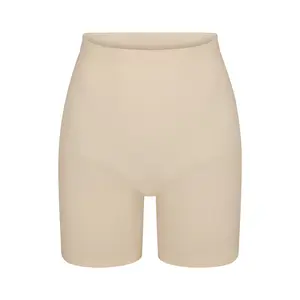 SEAMLESS SCULPT MID THIGH SHORT | SAND