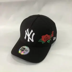 New Era New York Yankees Rose Embroidered Adjustable Baseball Cap – Black Floral Hat