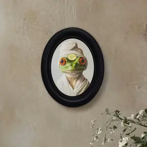 Funny Frog Spa Decoration, Vintage Oval Frame Art Prints, Unique Bathroom Wall Art, Halloween Christmas Thanksgiving Decorations